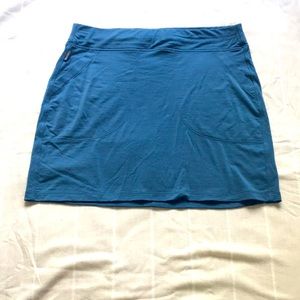 Icebreaker skirt